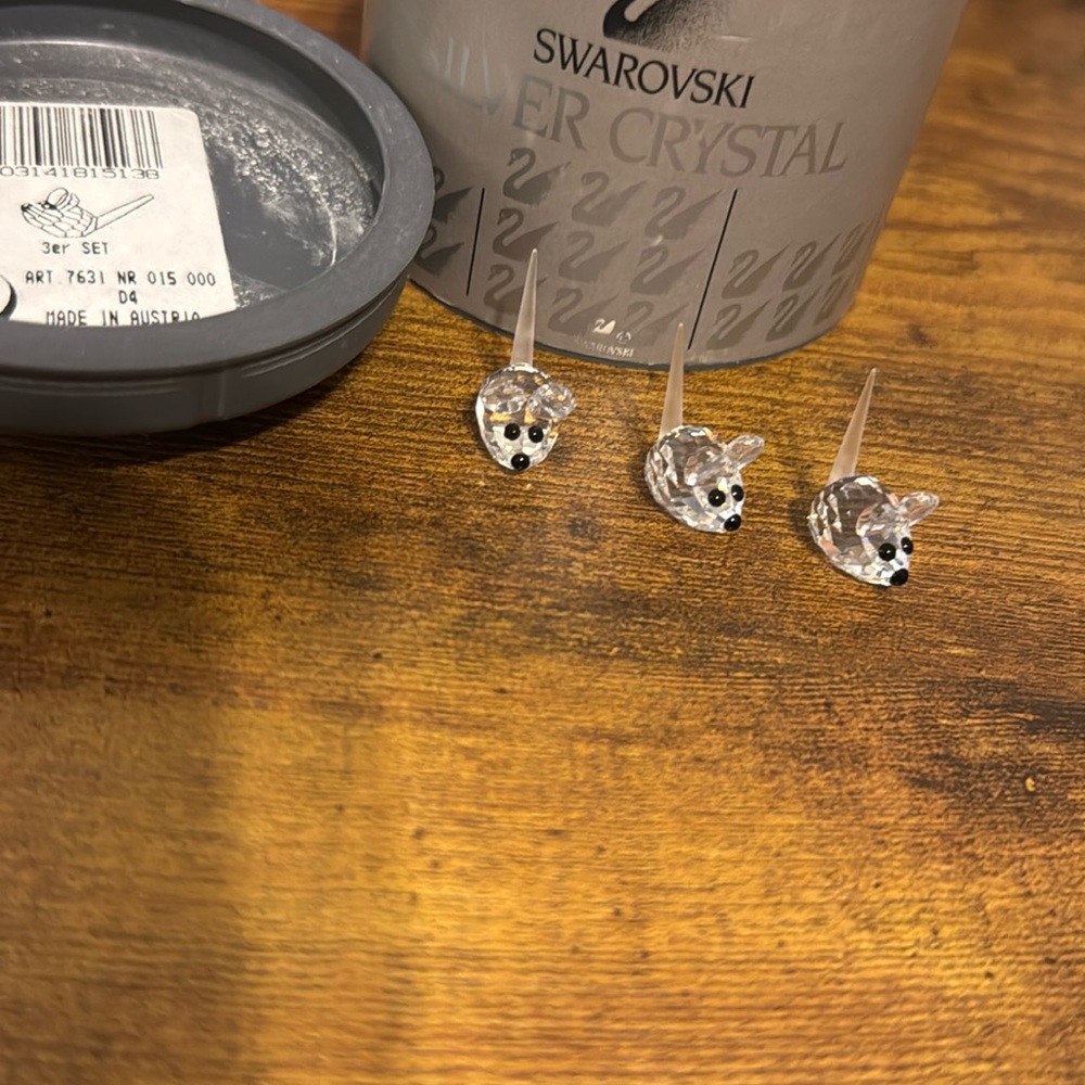 Swarovski set of 3 baby field mice with box